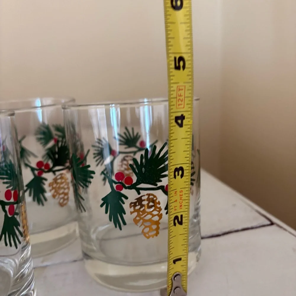4 Crate and Barrel Pinecone & Berry Holiday Double Old Fashioned Glasses